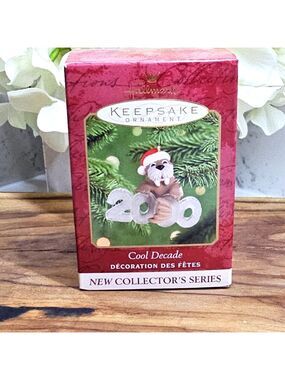 Hallmark Keepsake Ornament - Cool Decade 2000
